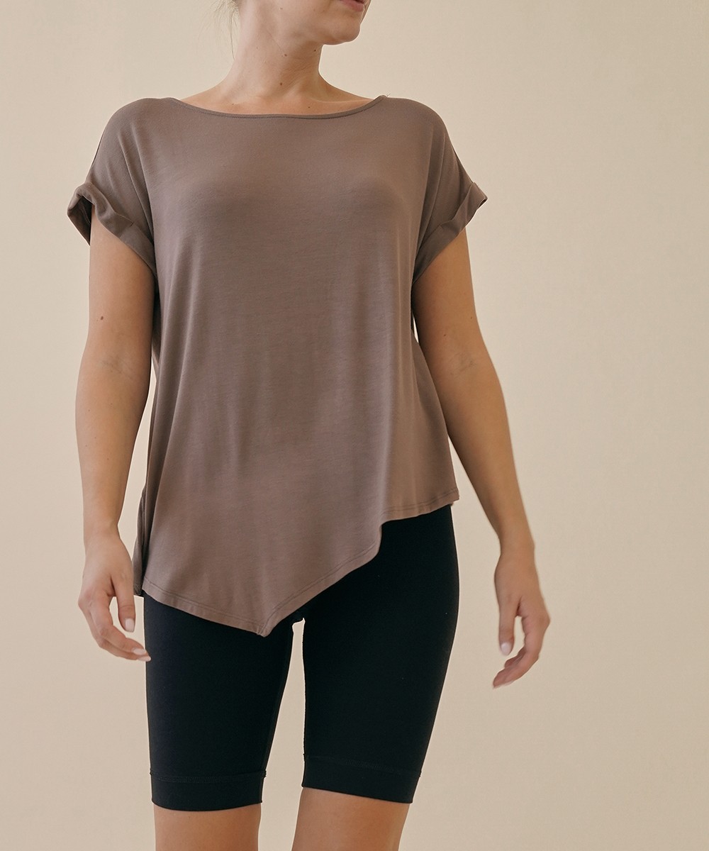 BAMBOO ASSYMETRIC DOLMAN