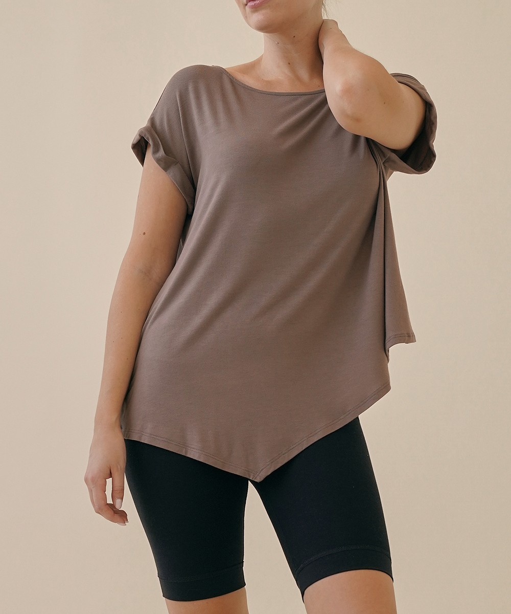 BAMBOO ASSYMETRIC DOLMAN