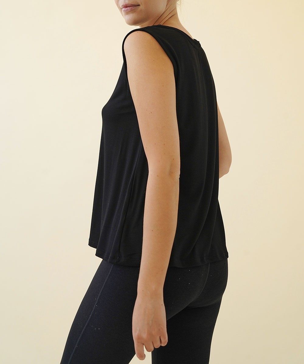 BAMBOO MUSCLE SLEEVELESS TOP