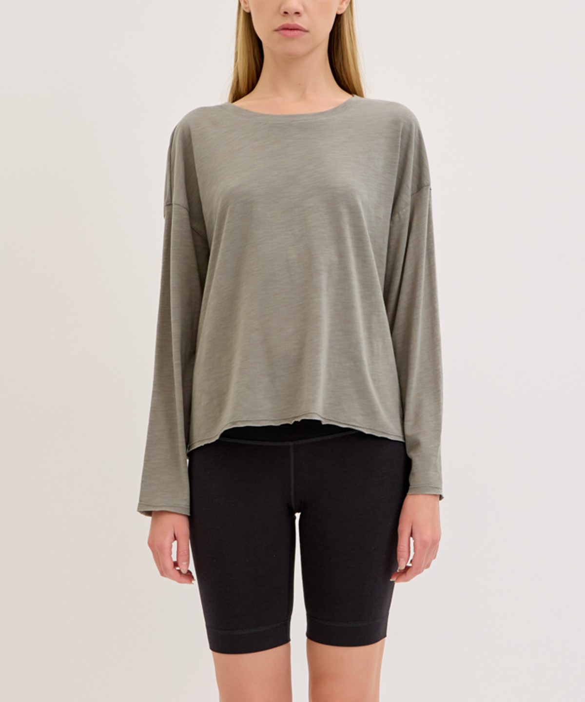 BAMBOO COTTON SLUB ROUND NECK RAW EDGE OVERSIZED