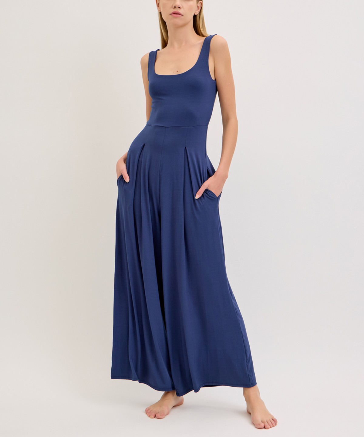 BAMBOO SLEEVELESS WIDE LEG PLEATED JUMPSUIT